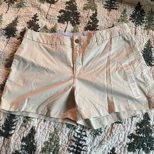 Gap khaki shorts